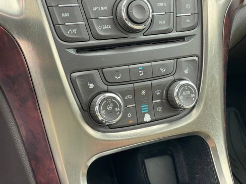 Used 2016 Buick Verano Leather w/ Experience Buick Package FWD image 23