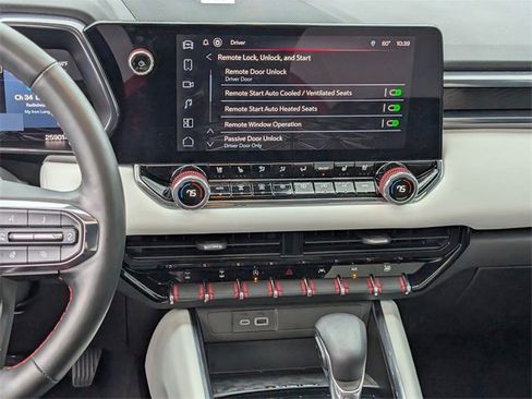 Certified 2024 GMC Canyon AT4X image 12