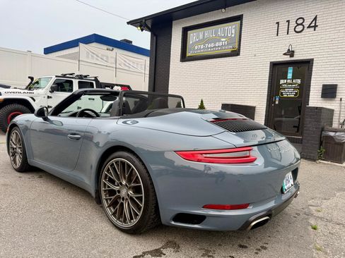 Used 2017 Porsche 911 Carrera image 5