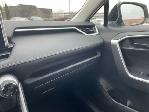 Used 2025 Toyota RAV4 LE image 34