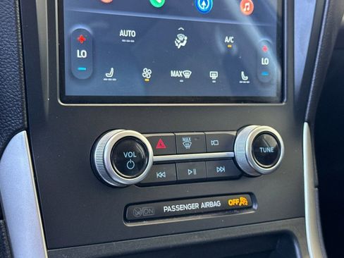 Used 2024 Ford Edge SEL image 26