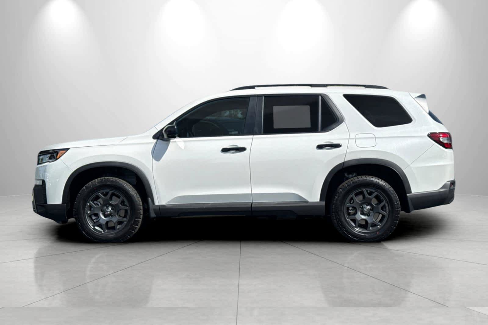 New 2026 Honda Pilot TrailSport image 5