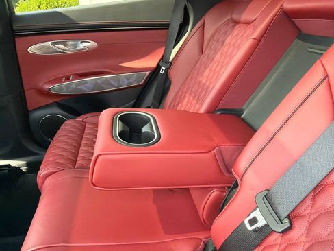 Used 2025 Genesis GV70 3.5T Sport w/ Sport Advanced Package AWD/4WD image 46