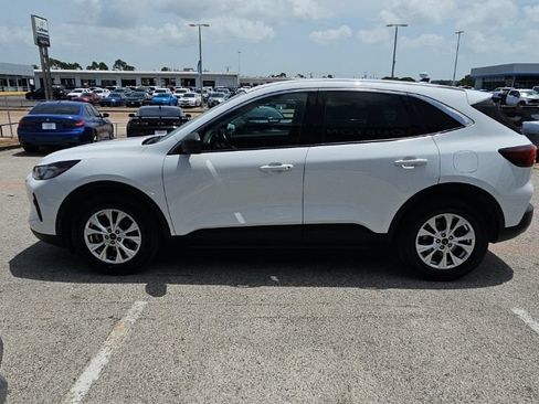 Used 2023 Ford Escape Active w/ Tech Pack #1 FWD image 4