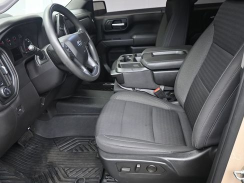 Used 2022 Chevrolet Silverado 1500 Custom Trail Boss w/ LPO, Dark Essentials Package AWD/4WD image 14