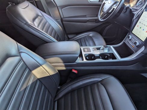 Certified 2023 Ford Edge SEL image 12