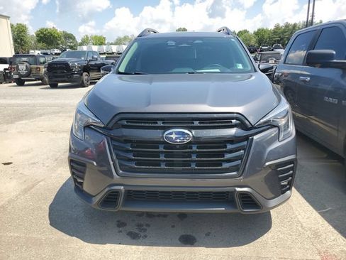 Used 2023 Subaru Ascent Onyx Edition Limited AWD/4WD image 2
