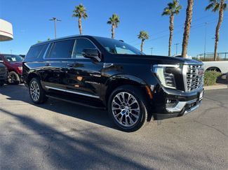 Used 2025 GMC Yukon XL Denali video 2