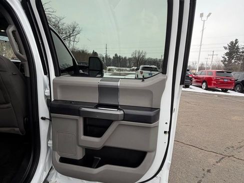 Used 2018 Ford F150 XLT w/ XTR Package image 14