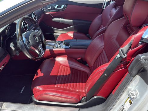 Used 2013 Mercedes-Benz SL 550 image 19