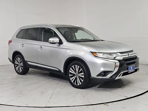 Used 2020 Mitsubishi Outlander SEL FWD image 8