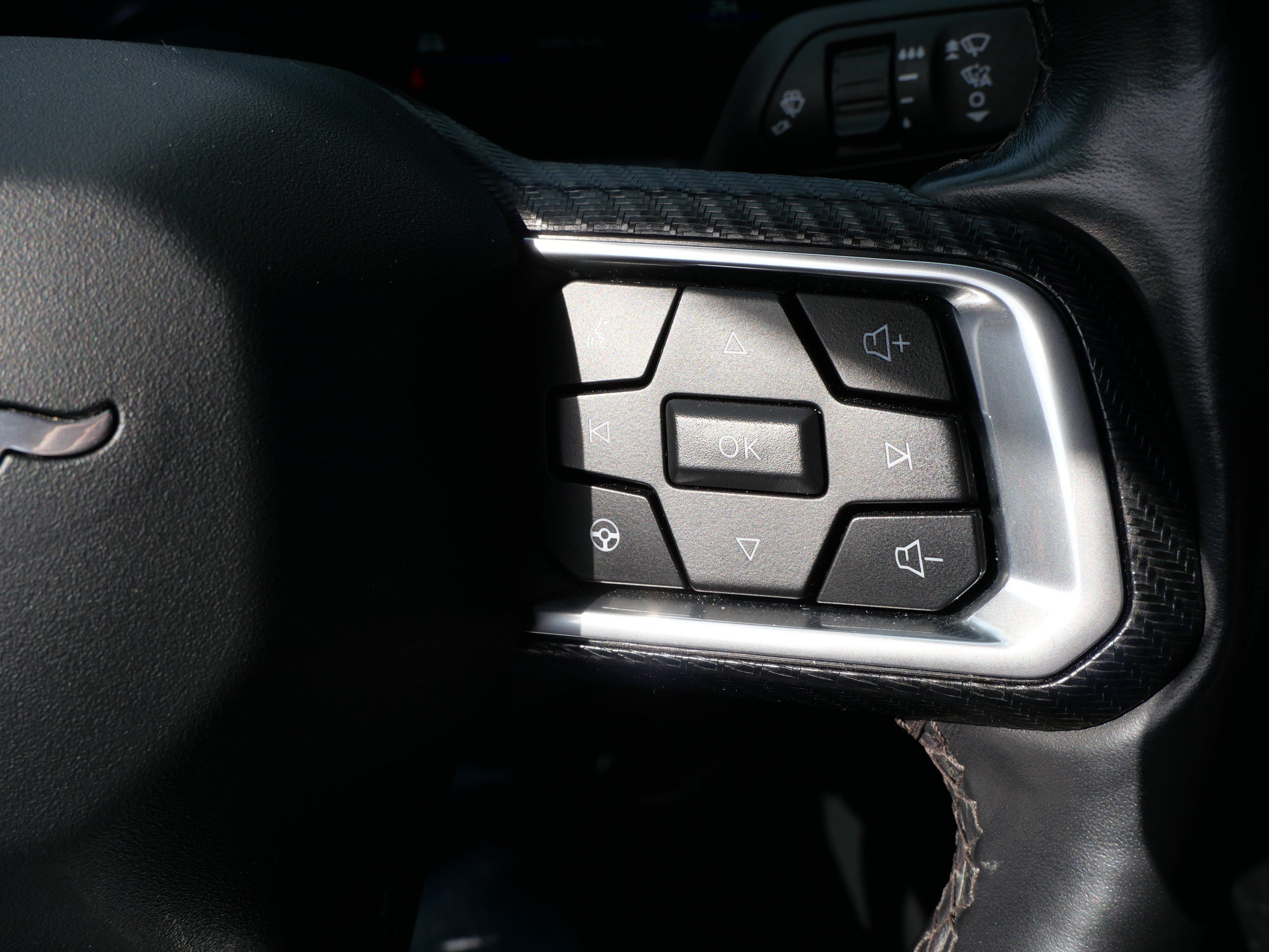 Certified 2024 Ford Mustang Premium RWD image 31