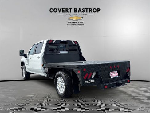 Used 2022 Chevrolet Silverado 2500 LT w/ Convenience Package image 4