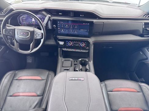 Certified 2025 GMC Sierra 2500 AT4 AWD/4WD image 16