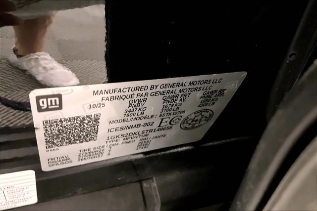 Used 2026 GMC Yukon Denali w/ Sun & Power Step Package AWD/4WD image 42