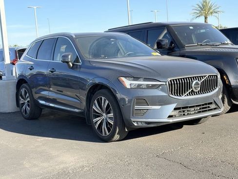 Used 2023 Volvo XC60 B5 Plus w/ Protection Package Premier image 3