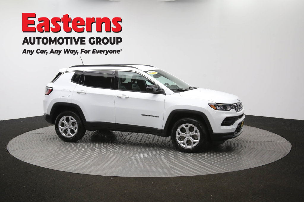 Used 2024 Jeep Compass Latitude AWD/4WD image 48
