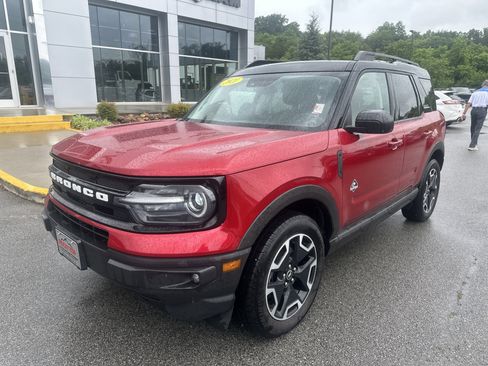 Used 2021 Ford Bronco Sport Outer Banks AWD/4WD image 2