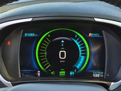 Used 2017 Chevrolet Volt LT w/ Comfort Package image 25