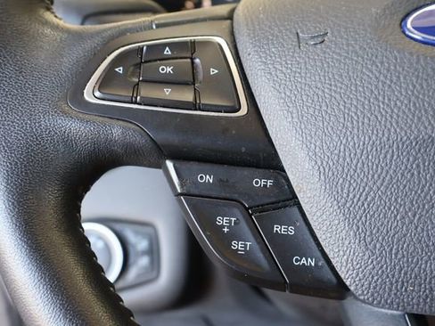 Used 2017 Ford Escape Titanium AWD/4WD image 26