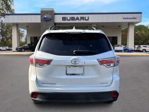 Used 2015 Toyota Highlander Limited Platinum FWD image 5