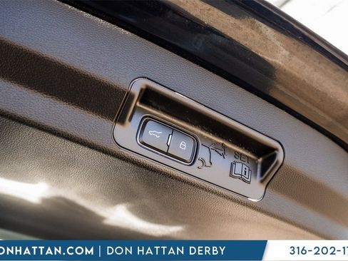 Used 2023 Ford Explorer XLT w/ Equipment Group 202A image 33