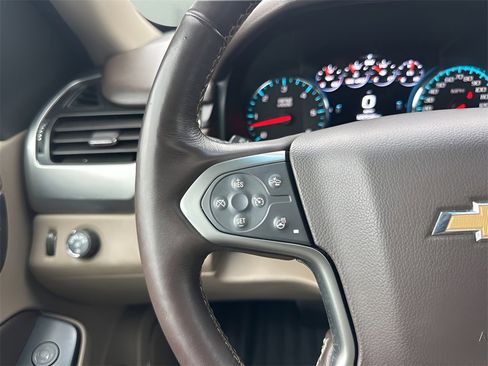 Used 2017 Chevrolet Tahoe LT w/ LT Signature Package image 18