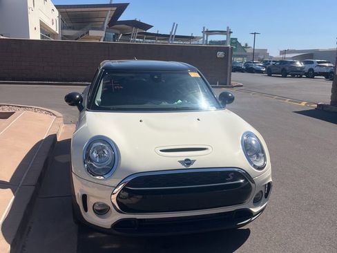 Used 2019 MINI Cooper Clubman S image 1
