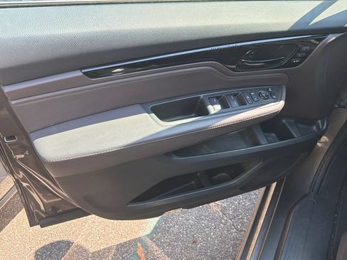 Used 2018 Honda Odyssey Elite image 5