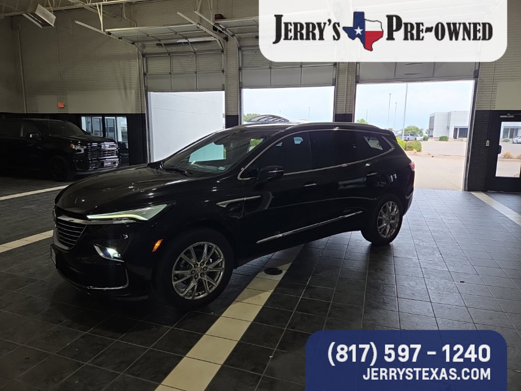 Used 2023 Buick Enclave Essence w/ Experience Buick Package FWD image 1