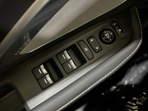 Used 2022 Acura RDX w/ Technology Package image 32