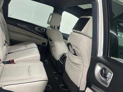 Used 2019 INFINITI QX60 Luxe w/ Limited Package image 40