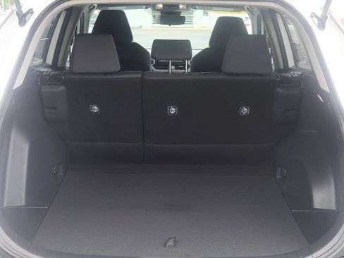 Used 2025 Toyota RAV4 XLE AWD/4WD image 10