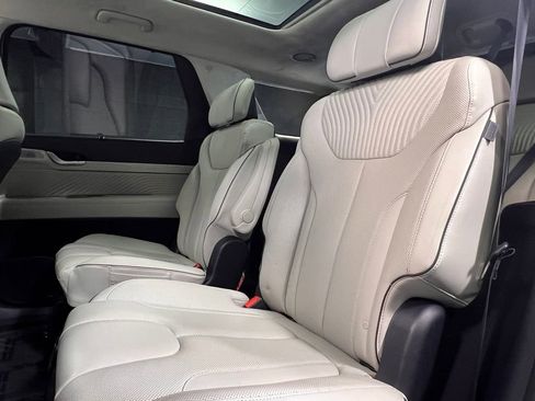 Used 2025 Hyundai Palisade Calligraphy FWD image 12