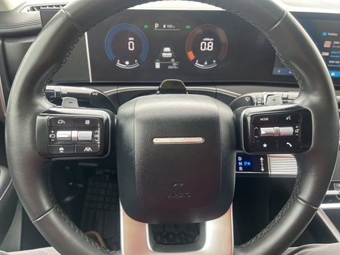 Used 2025 Hyundai Santa Fe SEL image 17