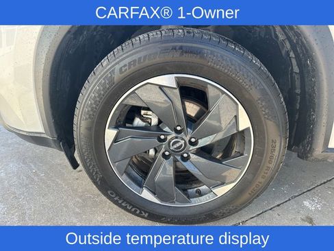 Used 2024 Nissan Rogue SV image 33