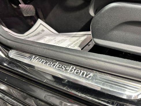 Used 2019 Mercedes-Benz E 300 4MATIC w/ Driver Assistance Package image 13