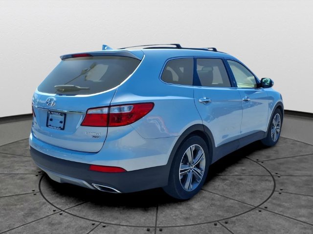 Used 2013 Hyundai Santa Fe Limited w/ Technology Pkg AWD/4WD image 4