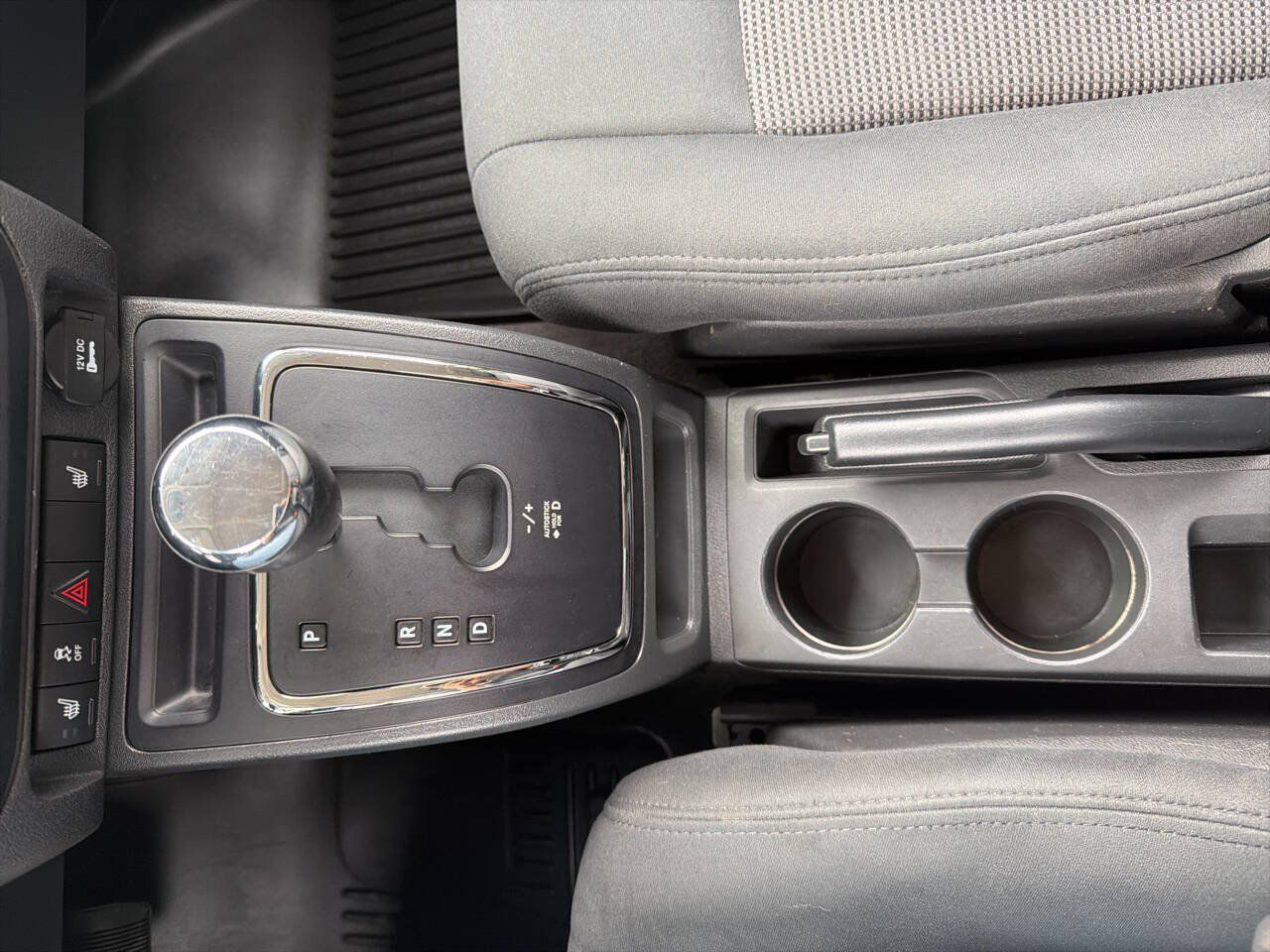 Used 2014 Jeep Patriot Latitude AWD/4WD image 15