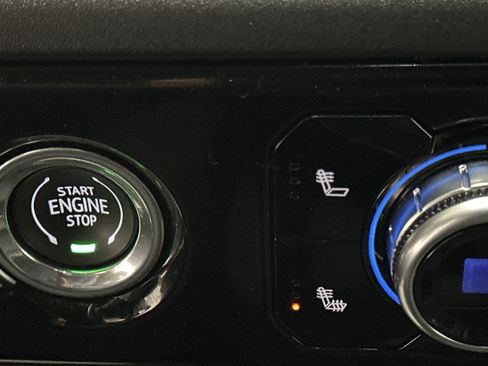 Used 2024 GMC Sierra 1500 Elevation AWD/4WD image 35