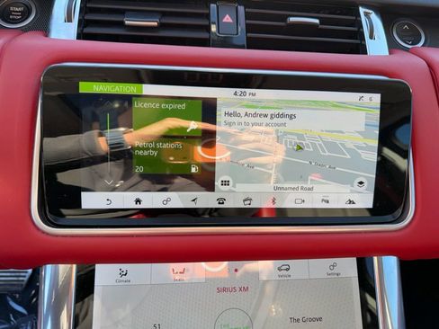 Used 2021 Land Rover Range Rover Sport HST image 22