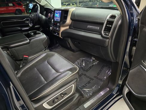 Used 2022 RAM 1500 Laramie AWD/4WD image 42