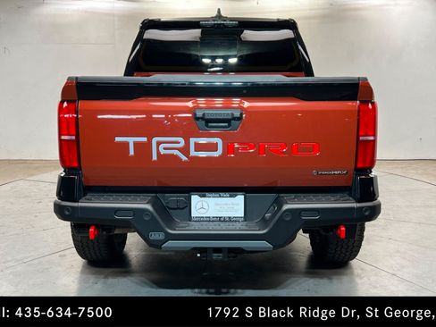 Used 2024 Toyota Tacoma TRD Pro AWD/4WD image 4