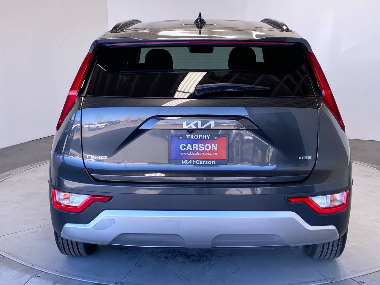Certified 2025 Kia Niro LX FWD image 4