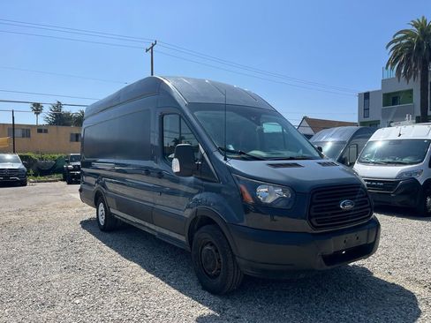 Used 2019 Ford Transit 250 148 High Roof Extended image 3