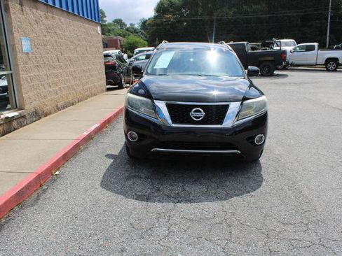 Used 2016 Nissan Pathfinder SL w/ SL Premium Package FWD image 2