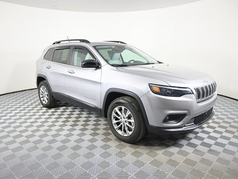 Used 2022 Jeep Cherokee Latitude Lux image 9