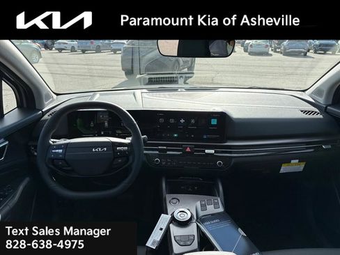 New 2026 Kia Sportage EX image 7