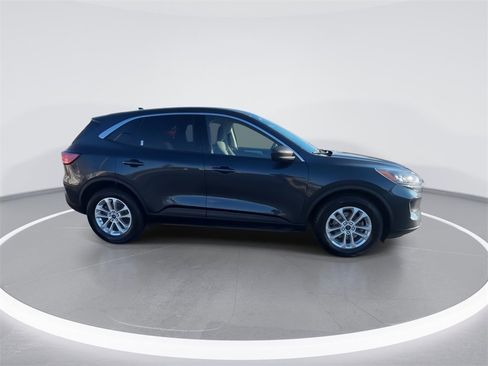 Used 2022 Ford Escape SE w/ Convenience Package image 9