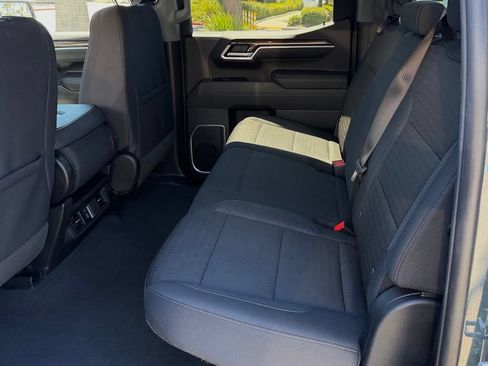 Used 2025 Chevrolet Silverado 1500 LT RWD image 20